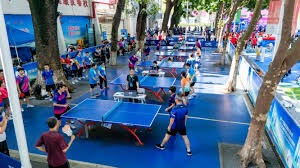 执法有温度，马宁在点球大战结束后，安慰南通队失点队员