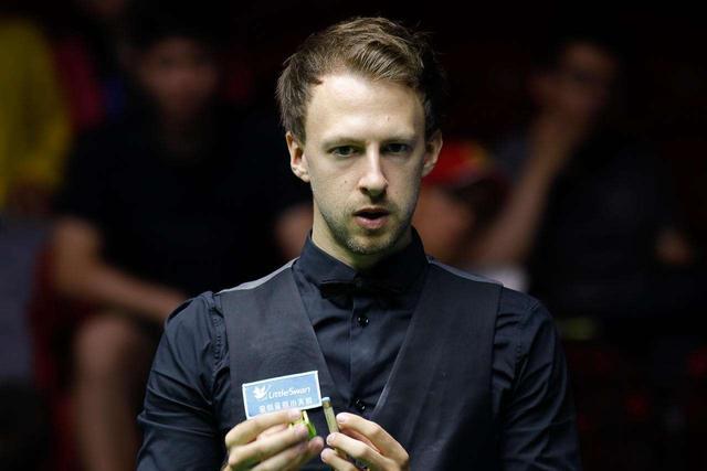 虽然他的身 虽然他的身