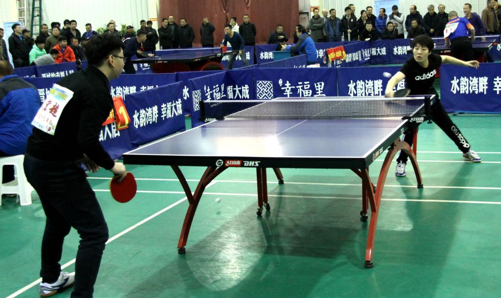 上显得略微 上显得略微